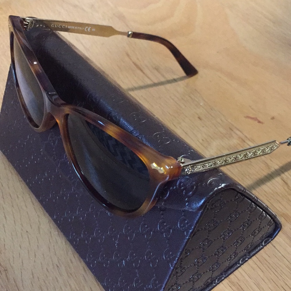 GUCCI sunglasses!